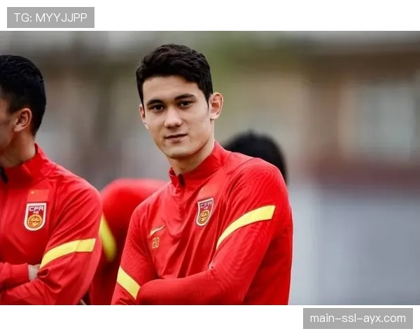 前日本国脚中村俊辅出任国家队定位球教练，世界杯前完成重磅补强